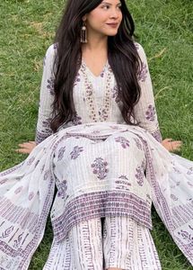 Elegant White & Purple Floral Print kurta Set