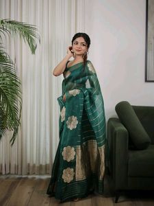 Elegant Green Saree with Floral Motifs