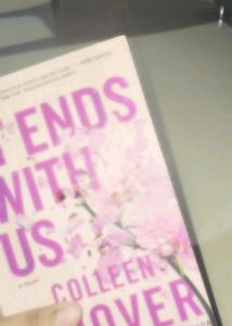 it ends with us ( Book)