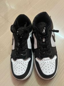 Black & White Fashion Sneakers