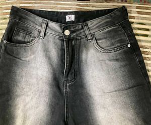 Stylish Black Distressed Denim Jeans