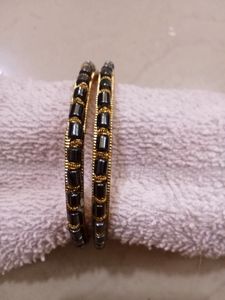 Black Beads Bangles