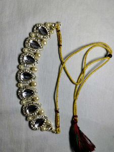 Stunning Kundan Necklace and Earring Set