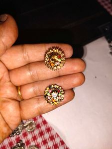 5 Assorted Earrings Collection