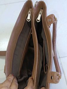 Stylish Brown Leather Bag 👜