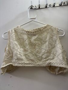 Cream Lace Trim Cropped Bolero