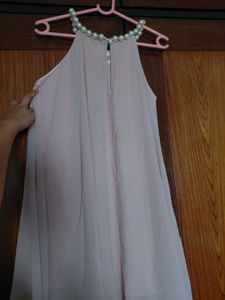 Elegant Pink Pearl Neck Dress
