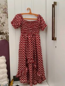 Chic Red & White Chevron Maxi Dress