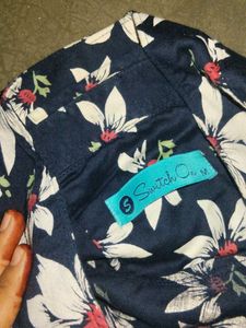floral shirt