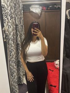 white chic crop top