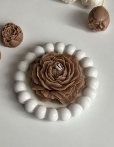 scented peony candle with bubble trinket tray