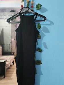 Sleek bodycon Black Ribbed Sleeveless Dress