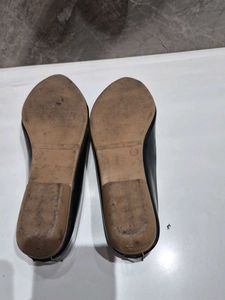 Elegant Black Ballet Flats