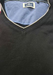 Men's Black V-Neck Sweater