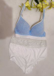 Very Comfortable N Beautiful Bra With Penty