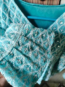 Hey Girls, I'm selling this beautiful Blue Top