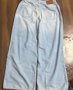 Light Wash Wide Leg Jeans