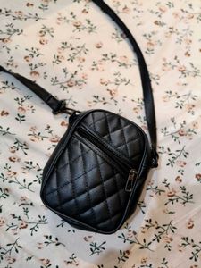 Quilted Black Crossbody Bag