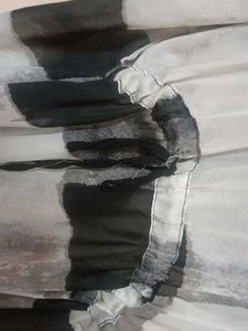 Abstract Print Sleeveless Top