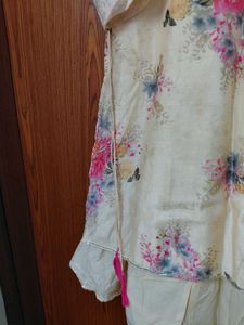 Srishti Size L Creamy yellow Print Kurta