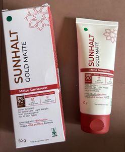 Sunhalt Gold Matte Sunscreen SPF 90