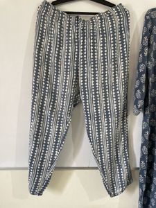 Women's greyish blue Printed Kurta Set