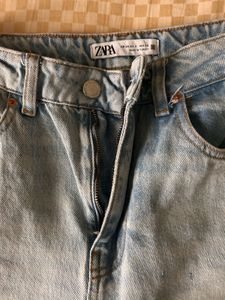 Zara High Rise Light Blue Mom Fit Jeans