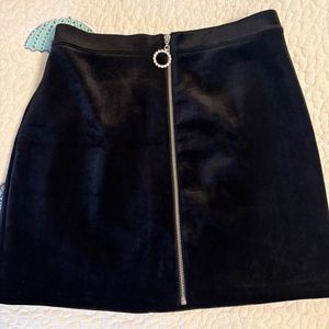 H&M - Black Velvet Mini Skirt with Zipper