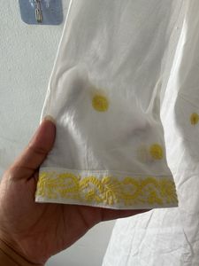 Elegant White Kurta shrug with Yellow Embroidery