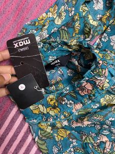 Floral Print Flowy Top