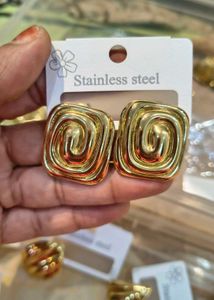 Golden Swirl Square Earrings