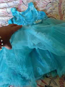4-6 yrs Beautiful Blue Party wear girls frock