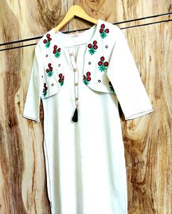 OffWhite Kurta with Floral Embroidery Size-34