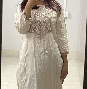 Elegant Embroidered Kurti Perfect for Everyday