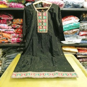 Heavy Embroidery Work Kurti Set