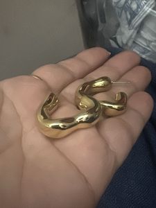Chic Gold Hoop Earrings