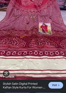 Red kaftani
