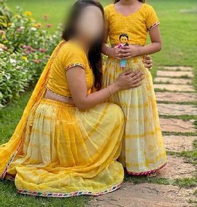 Yellow choli combo mummy daughter