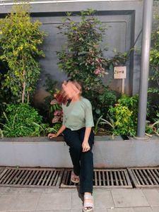 Black cargo jeans