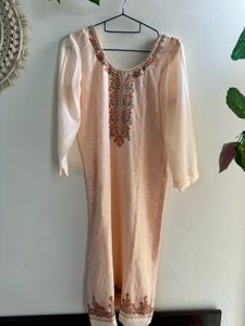 Elegant Peach Embroidered Kurta