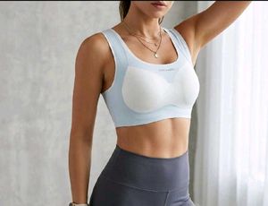 women's sports bra