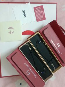 GIVA Anklet Set
