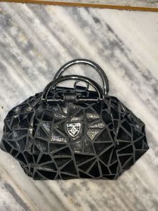 Stylish Geometric Pattern Handbag