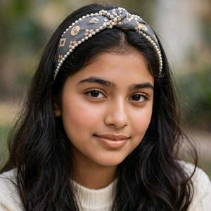 🆕Pearl Embellished Knotted Headbands