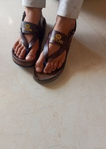 6-7 yrs kohlapuri sandal for boy