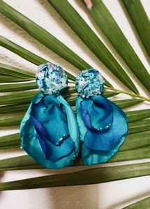Stunning Beaded Blue Flower Earrings