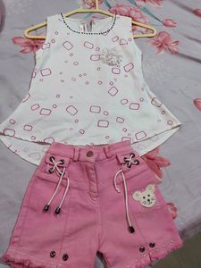 White&amp;pink Westren Dress for 2-4yr Girl Gently Used Pink Skirt Looks Very Nice Comb