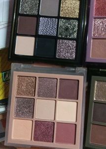Huda Beauty Haze Palette Collection