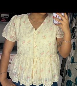 Cute Korean Top 🩷