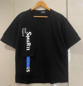 Stylish Black Graphic T-Shirt